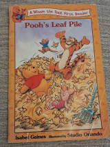 Pooh's Leaf Pile (A Winnie the Pooh First Reader) Isabel Gaines and Studio Orl..1999