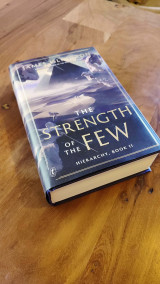 The strenght of the few