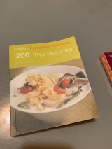 200 Thai favourites