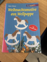Weihnachtsmotive aus Wellpappe