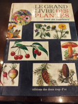Le grand Livre de plantes