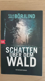 Schatten über dem Wald