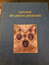 Larousse des pierres précieuses